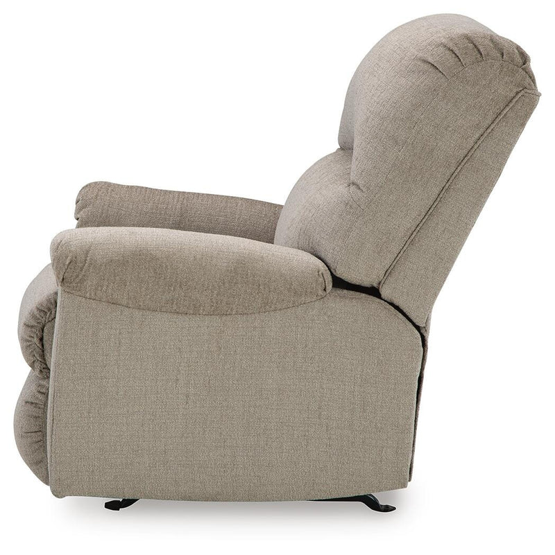 stonemeade-sofa-chaise-and-recliner-11