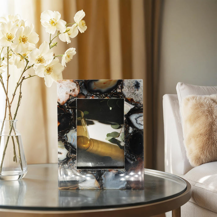 5x7-agate-photo-frame-black-multi-3