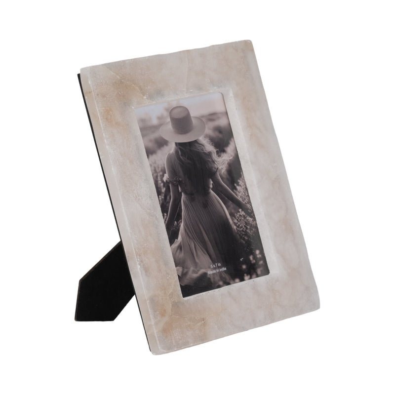 5x7-alabaster-photo-frame-white-2