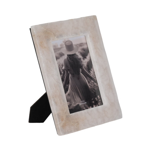 5x7-alabaster-photo-frame-white-2