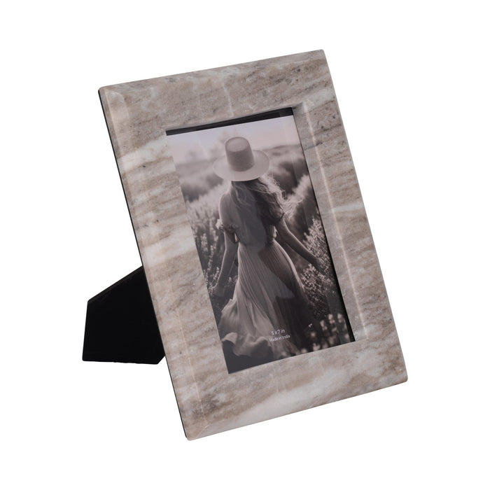 5x7-curved-marble-photo-frame-mocha-2