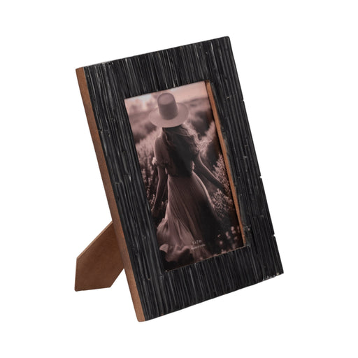 5x7-jagged-photo-frame-black-2
