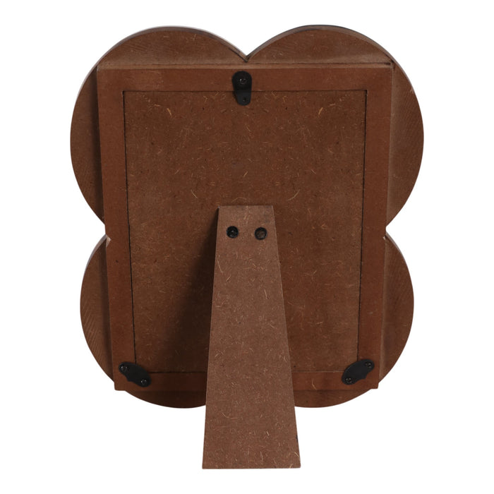 5x7-large-scallop-photo-frame-black-white-4