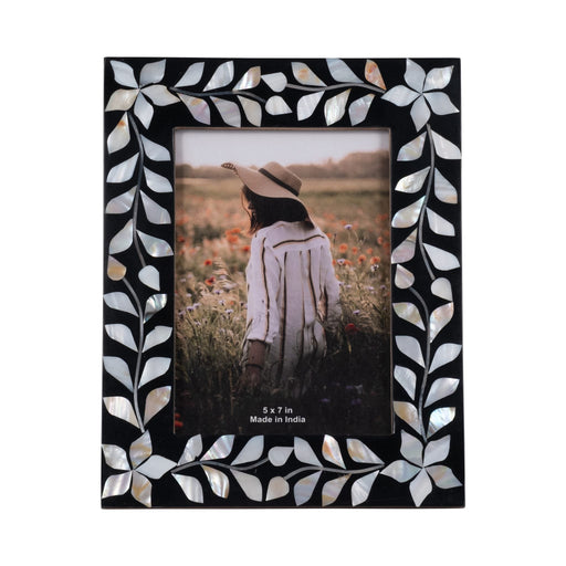 5x7-mother-of-pearl-inlay-vine-photo-frame-black-1