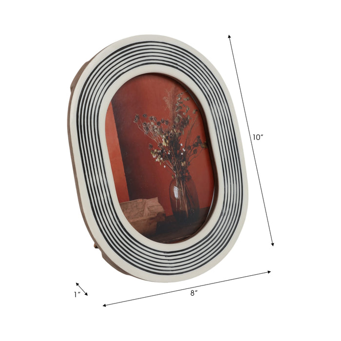 5x7-oval-etched-lines-photo-frame-white-black-7