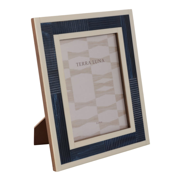 5x7-resin-photo-frame-with-border-blue-white-2