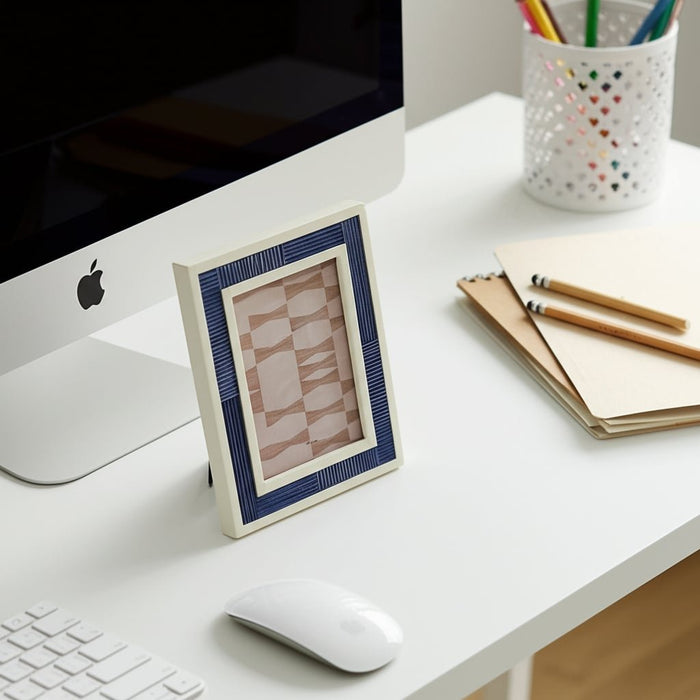 5x7-resin-photo-frame-with-border-blue-white-9