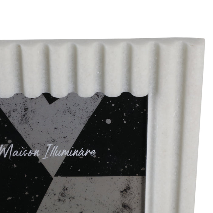 5x7-ridged-quartz-resin-photo-frame-white-6