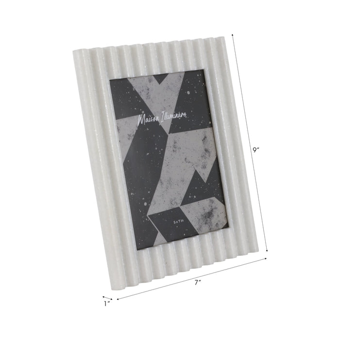 5x7-ridged-quartz-resin-photo-frame-white-7