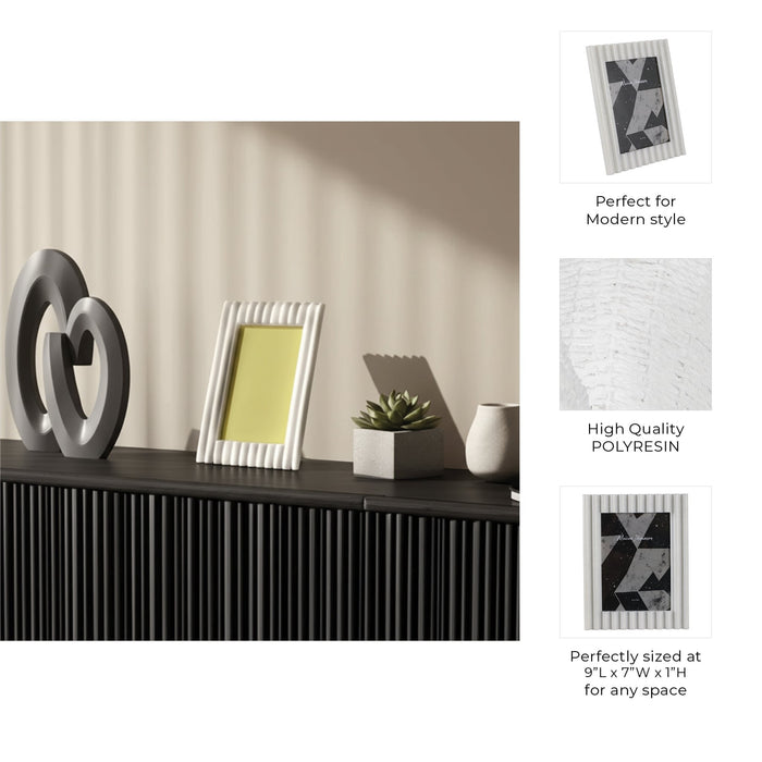 5x7-ridged-quartz-resin-photo-frame-white-8