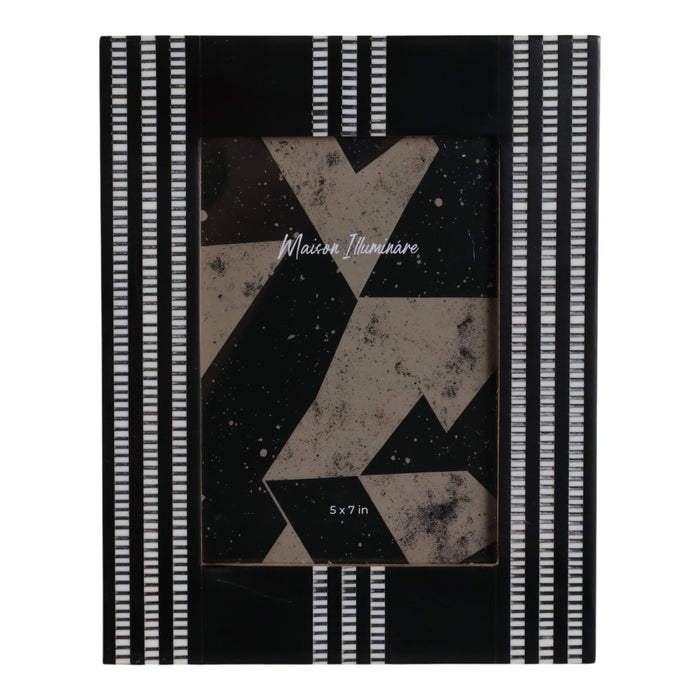 5x7-ridged-stripes-photo-frame-black-ivory-1