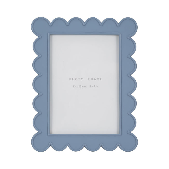 5x7-scallop-edge-photo-frame-blue-1
