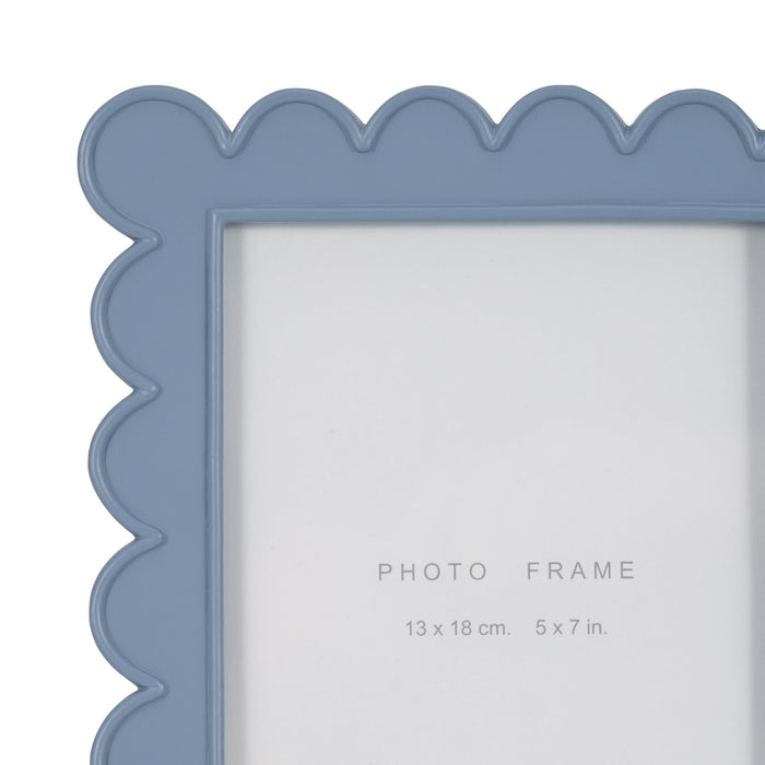 5x7-scallop-edge-photo-frame-blue-4