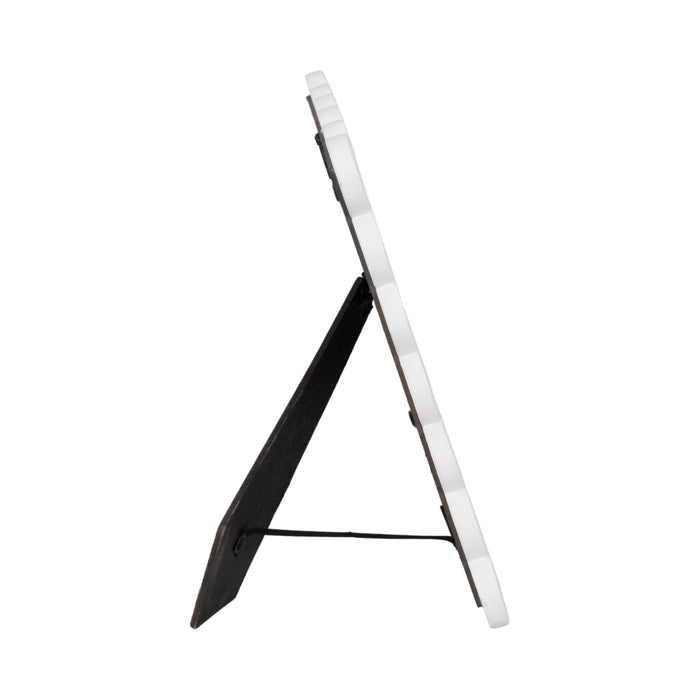 5x7-scallop-edge-photo-frame-white-3