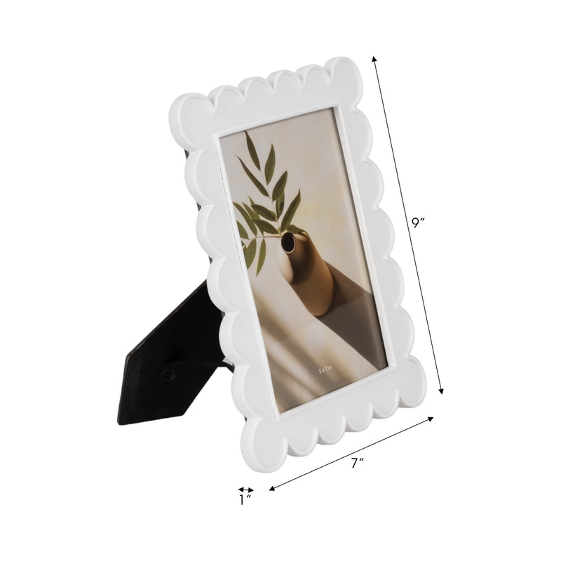 5x7-scallop-edge-photo-frame-white-7
