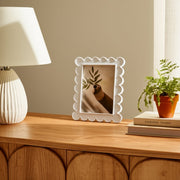 5x7-scallop-edge-photo-frame-white-9