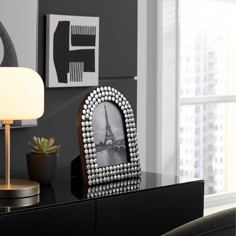 5x7-studded-arch-photo-frame-silver-black-10