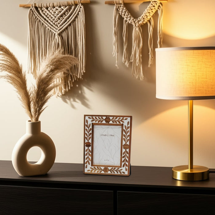 5x7-wood-petals-photo-frame-white-natural-9