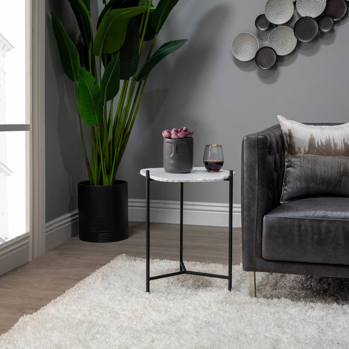 6-face-vase-black-10