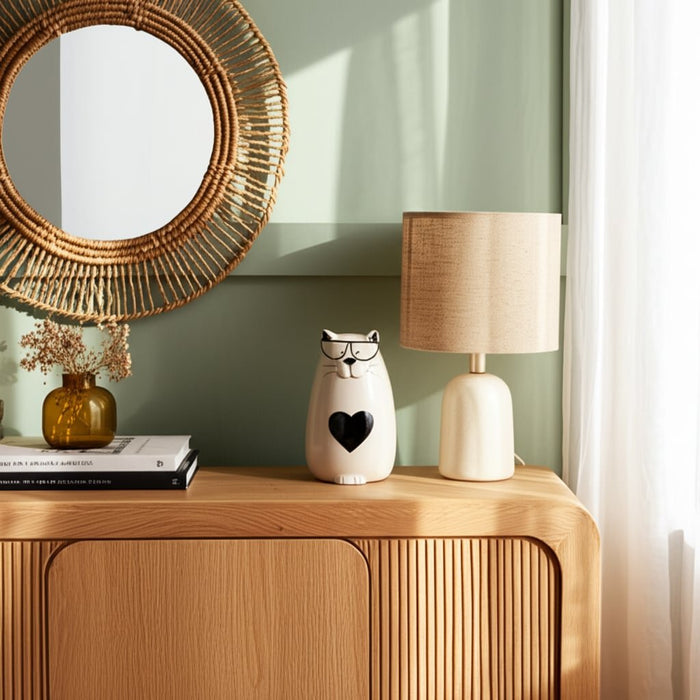 6-heart-tummy-kitty-with-glasses-white-black-10