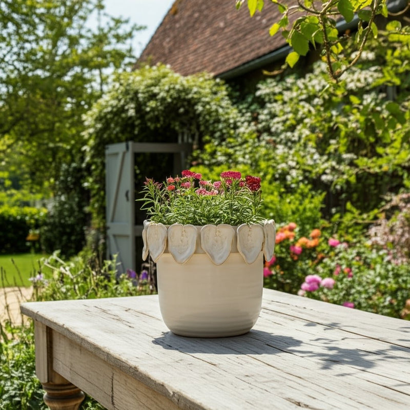 6-leaf-applique-planter-cream-11
