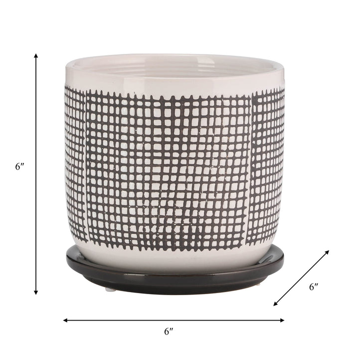 6-mesh-design-planter-w-saucer-gray-4