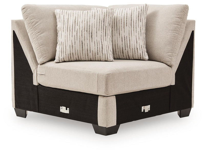 mandi-point-4-piece-sectional-7