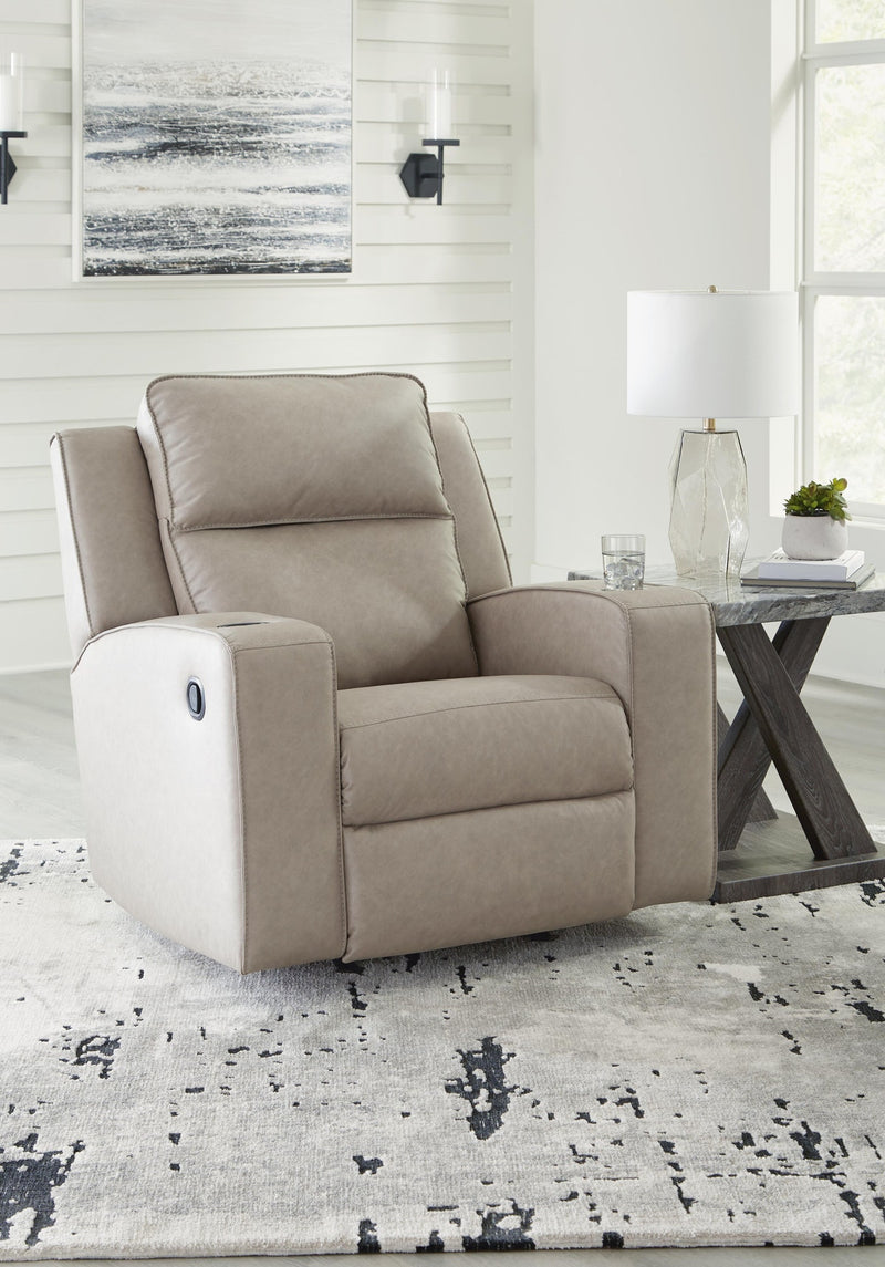 lavenhorne-reclining-sofa-loveseat-and-recliner-21