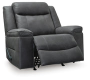status-check-recliner-3