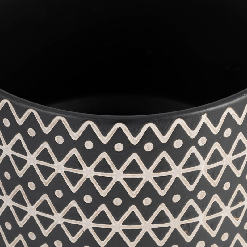 7-abstract-planter-on-stand-black-5