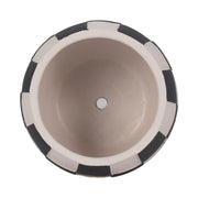 7-checkerboard-rounded-planter-black-white-5