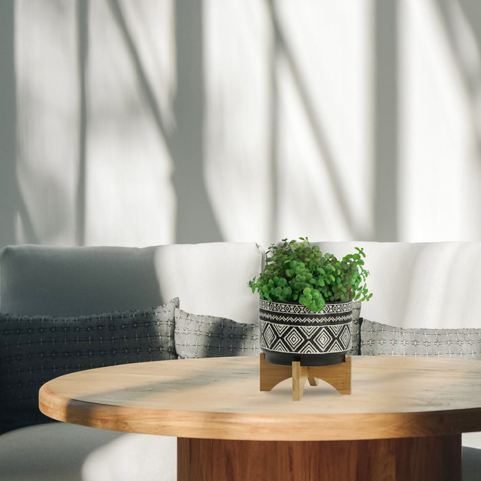 7-diamond-planter-on-stand-black-10