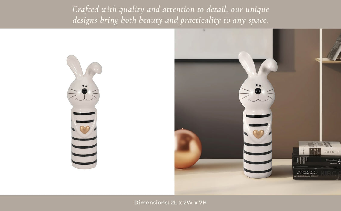 7-lines-bunny-with-gold-heart-white-black-12