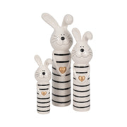 7-lines-bunny-with-gold-heart-white-black-8