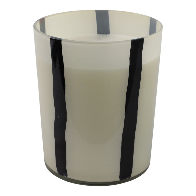 7x9-105-oz-red-currant-oak-candle-white-black-1