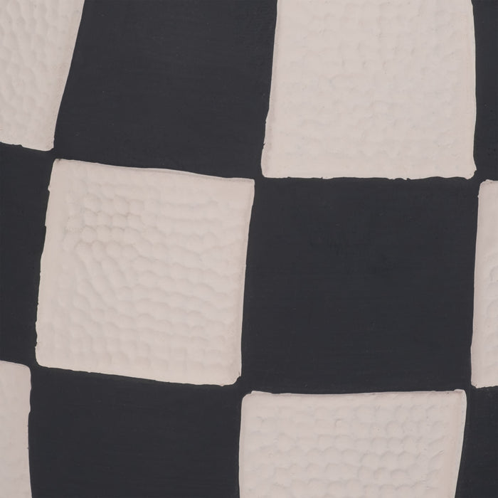 8-checkerboard-rounded-planter-black-white-4