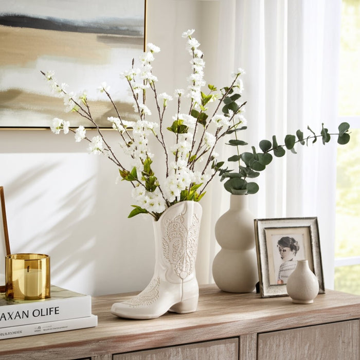 8-cowboy-boot-vase-white-11
