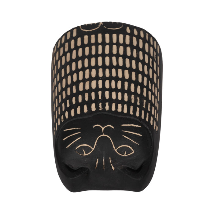 8-etched-lines-cat-black-6