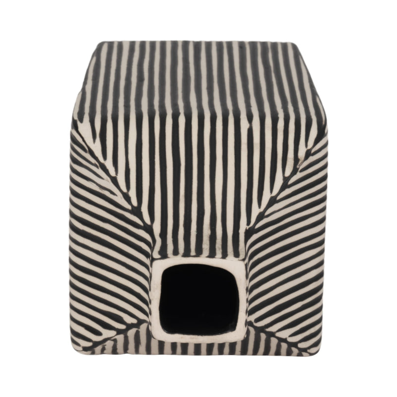 8-lines-square-vase-black-white-6