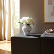 8-textured-staggered-vase-white-11