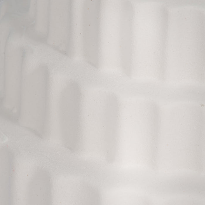 8-textured-staggered-vase-white-4