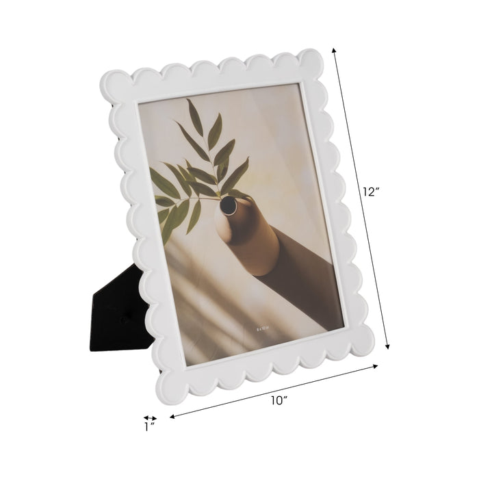8x10-scallop-edge-photo-frame-white-7