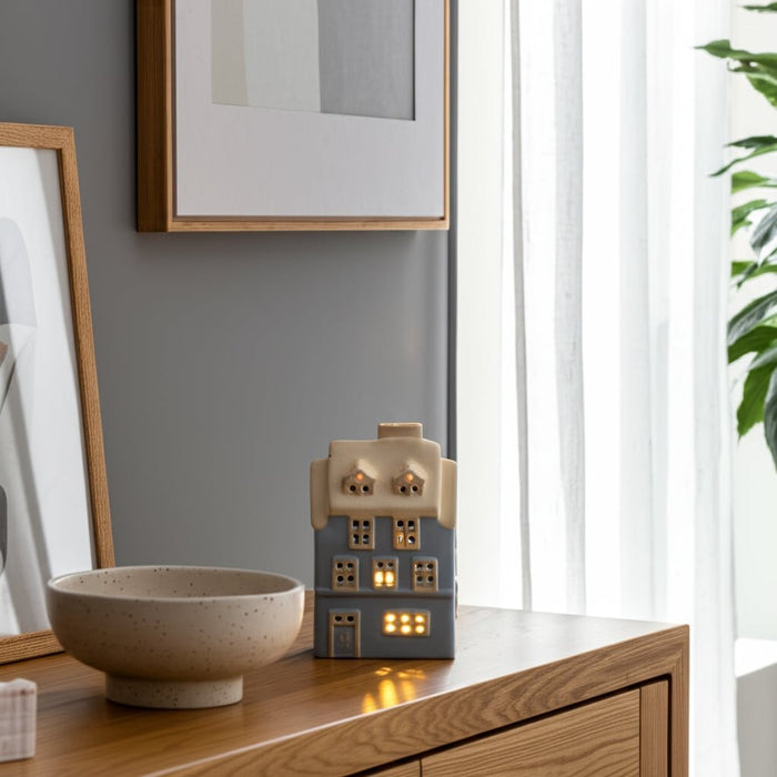 8x5-homestead-house-tealight-holder-blue-10