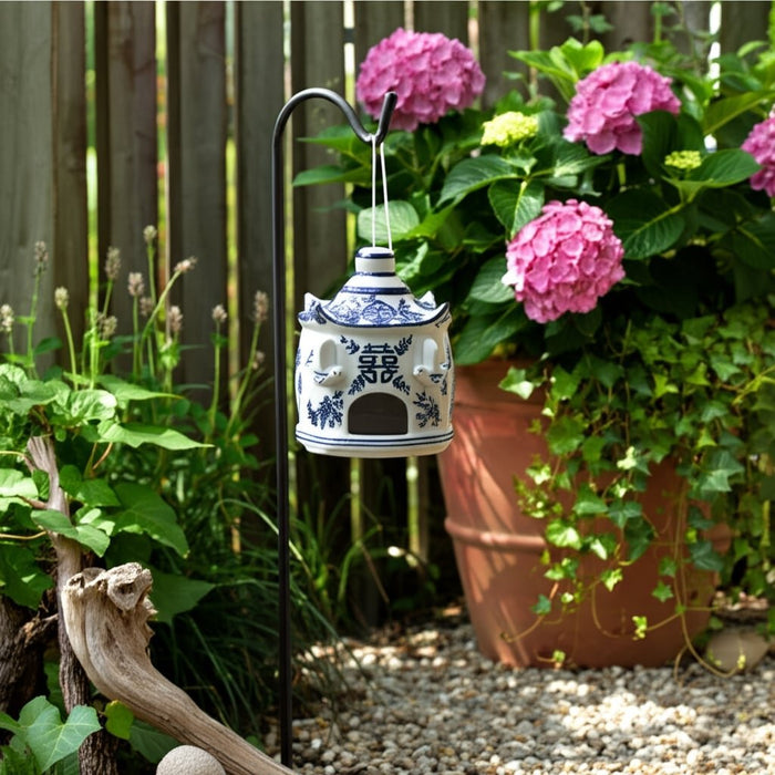 8x7-chinoiserie-large-pagoda-bird-house-wht-blu-10