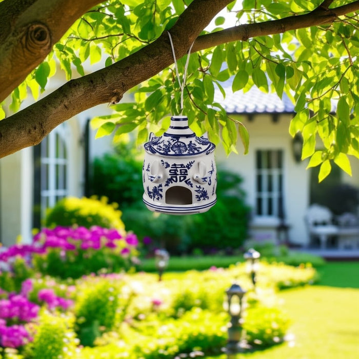 8x7-chinoiserie-large-pagoda-bird-house-wht-blu-11