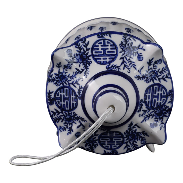 8x7-chinoiserie-large-pagoda-bird-house-wht-blu-6