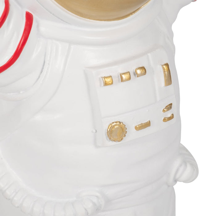 9-cheering-space-man-white-gold-5