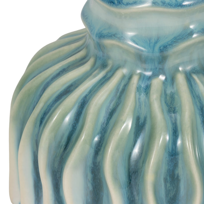 9-coastal-ribbed-bud-vase-reactive-finish-blue-5