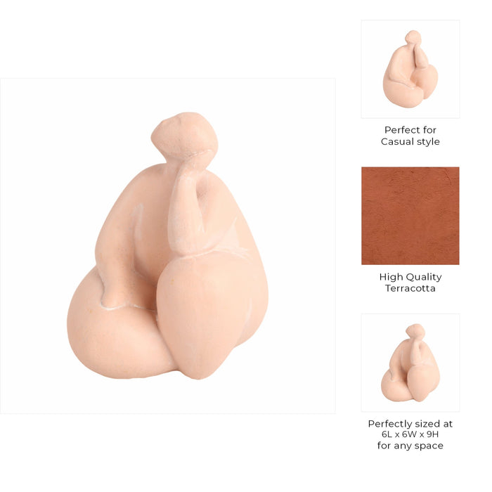 9-curvy-sitting-figure-9