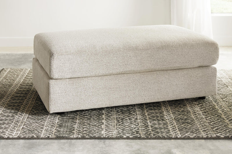 soletren-chair-and-ottoman-3